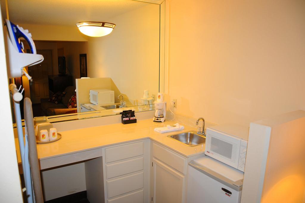 Boarders Inn And Suites By Cobblestone Lamar Missouri Екстер'єр фото